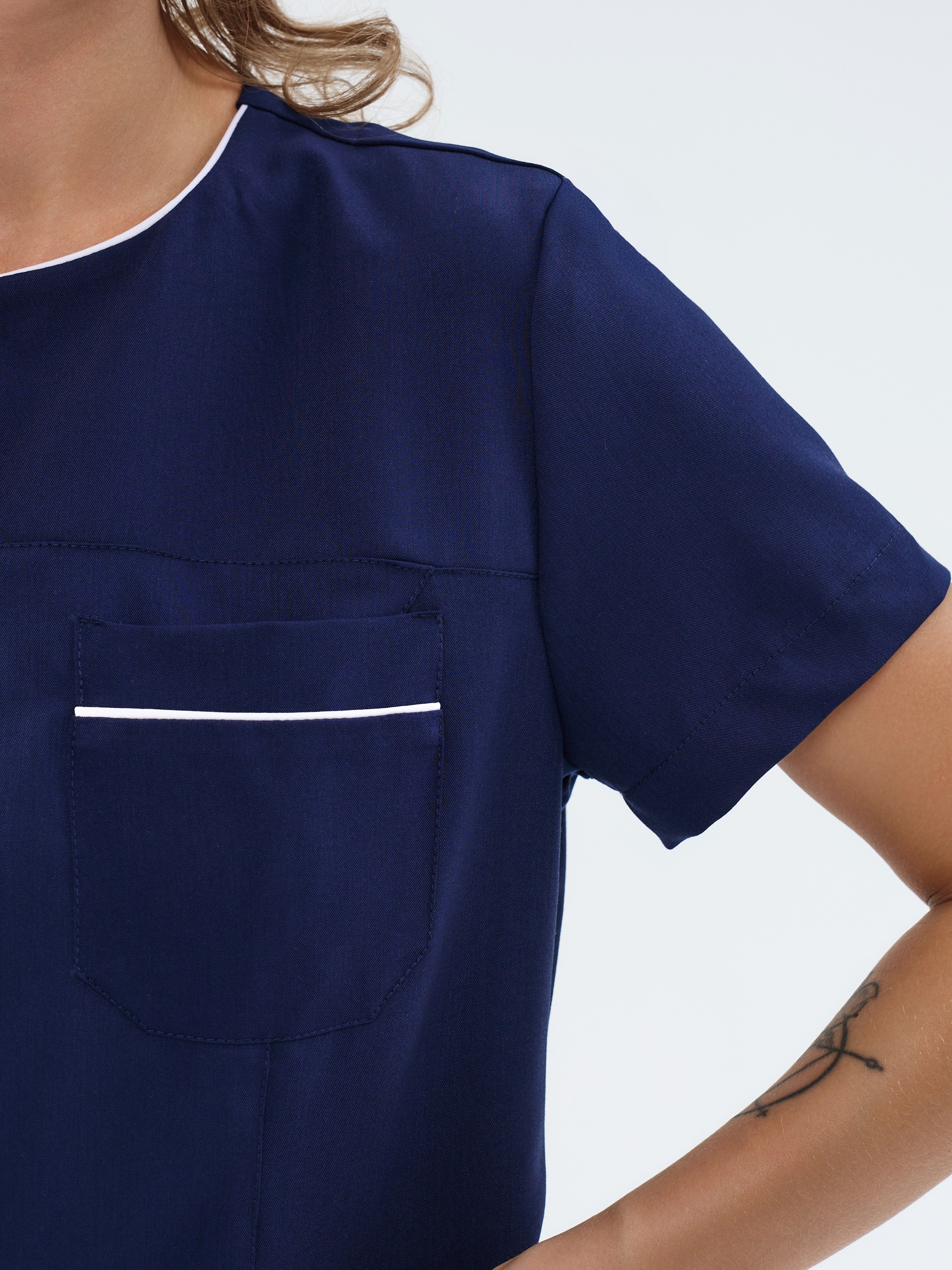 Костюм с кантом