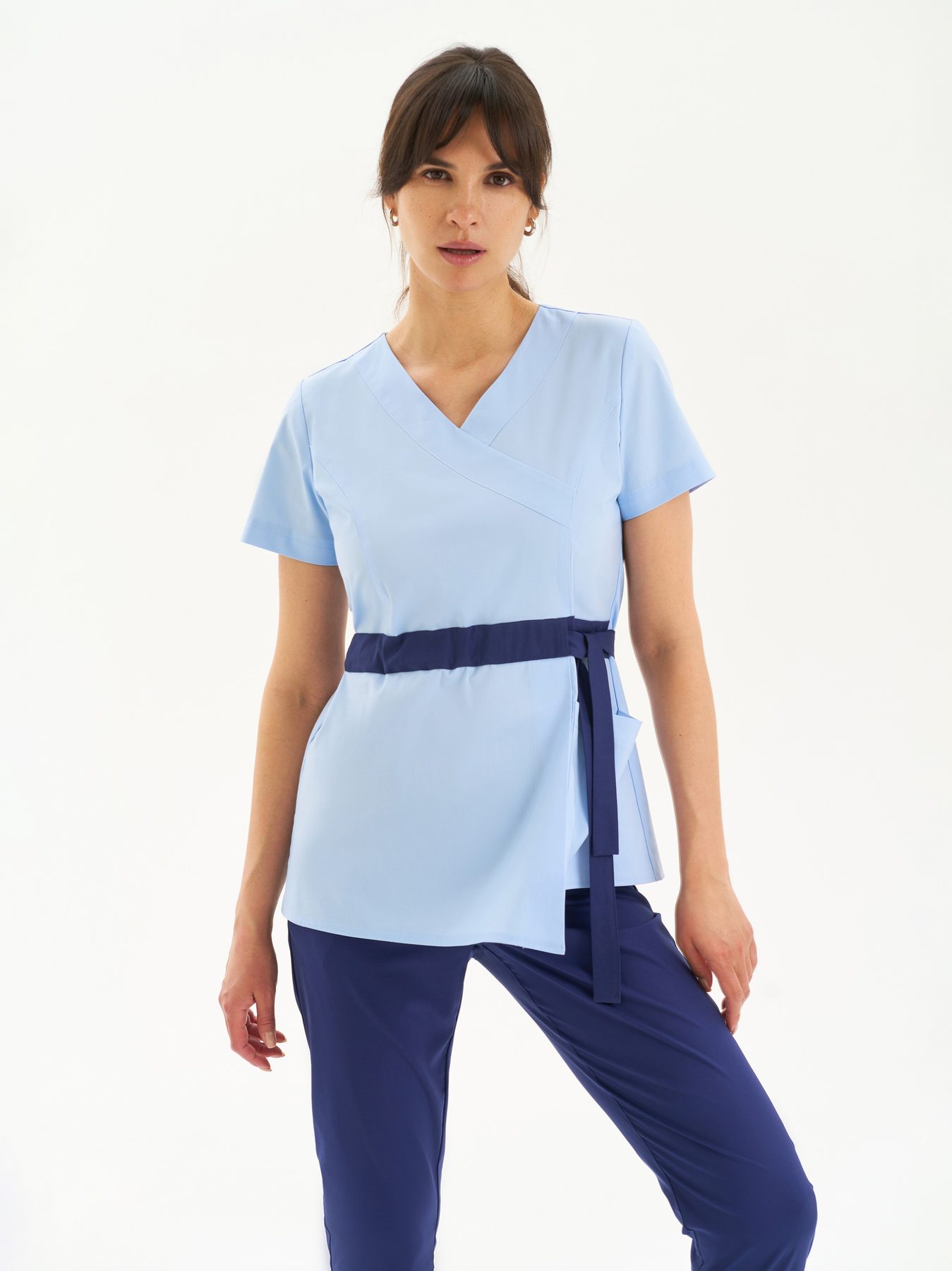 Костюм с асимметричной блузой