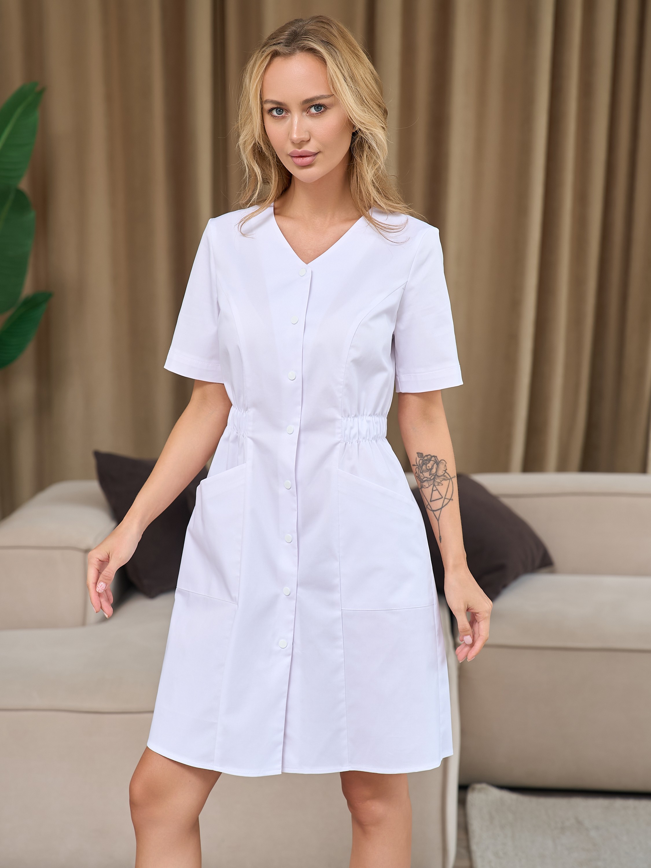 Халат медицинский полуприлегающего силуэта